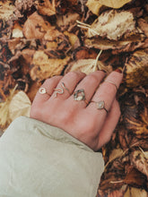 Afbeelding in Gallery-weergave laden, GOLD MORNING STAR RING
