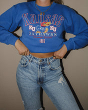Afbeelding in Gallery-weergave laden, VINTAGE KANSAS JAYHAWKS SWEATSHIRT
