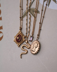 VINTAGE INSPIRED RED NECKLACE