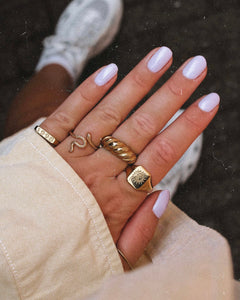 GOLD CHUNKY CHARM RING